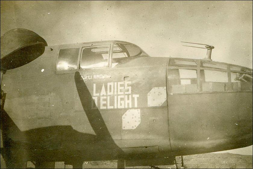 486th_b25_nose_ladies_delight